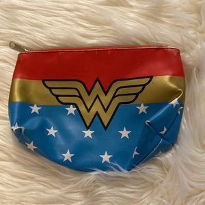 Wonder Woman DC Comics zipper pouch